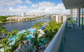 Doubletree Resort By Hilton Hollywood Beach